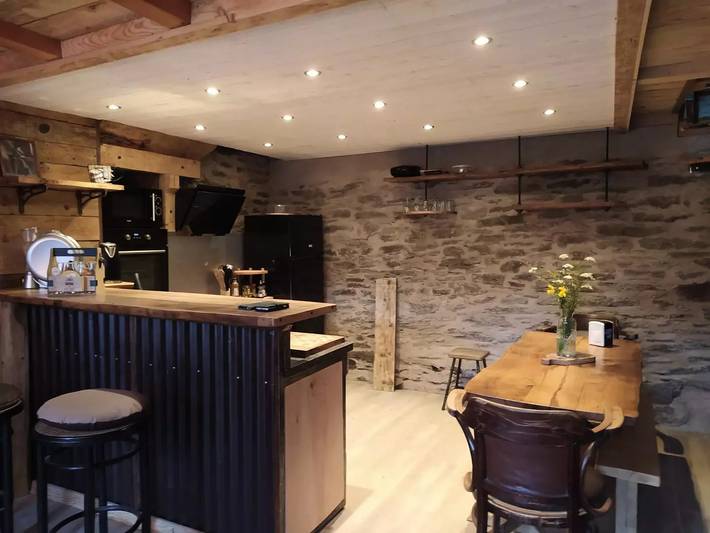 Gîte pour 5 personnes, avec terrasse dans Mont Lozère et Goulet