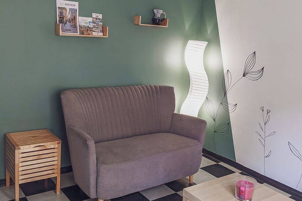 Appartement entier, T3 hyper centre Espalion 2-4 Pers, adapté Famille, aux portes des monts d'Aubrac in Espalion, Aveyron