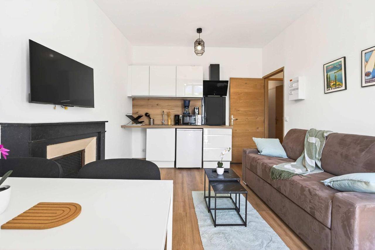 Appartement entier, Auberge des 2 Savoie - T2 Proche Gare & Centre-ville, Idéal Séjour! in Chambéry, Région de Chambéry
