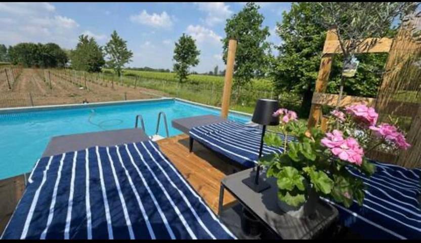 Casa vacanza per 4 persone, con piscina e giardino - 1