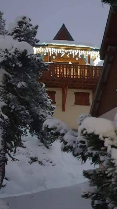 Gîte pour 10 personnes, avec Balcon et Terrasse ainsi que Jardin et Vue dans La Pierre Saint-Martin - 2