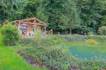 Gîte pour 6 personnes, avec jardin à Gueschart