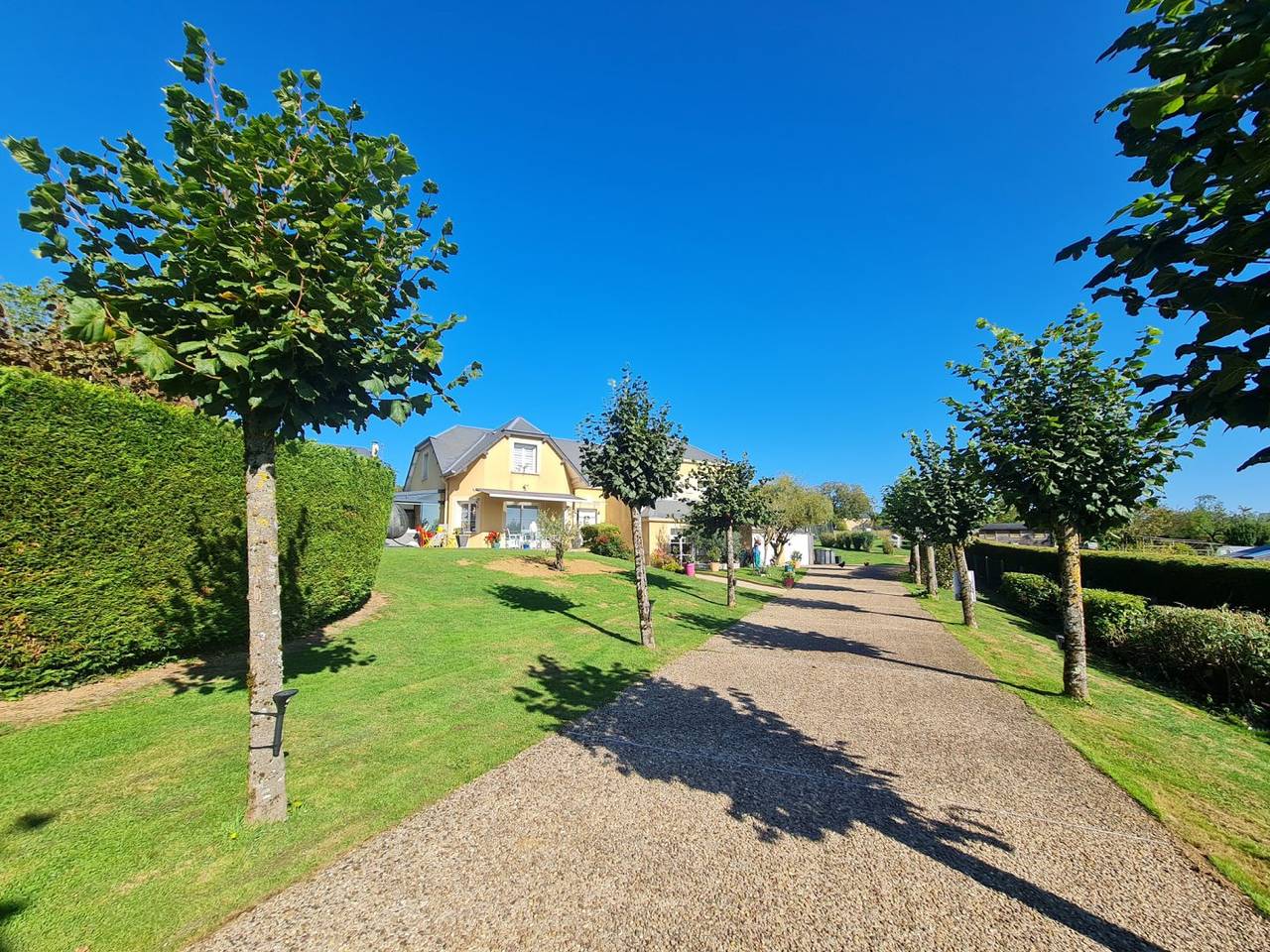 Le Jardin des Oliviers, une parenthèse enchantée in Montcornet (Ardennes), Parc naturel régional des Ardennes