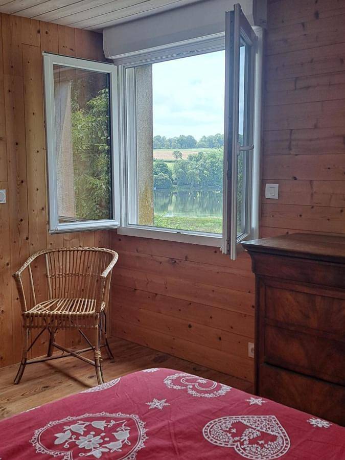 Location de vacances pour 7 personnes, avec jardin ainsi que vue sur le lac et vue dans Guerlédan - 2