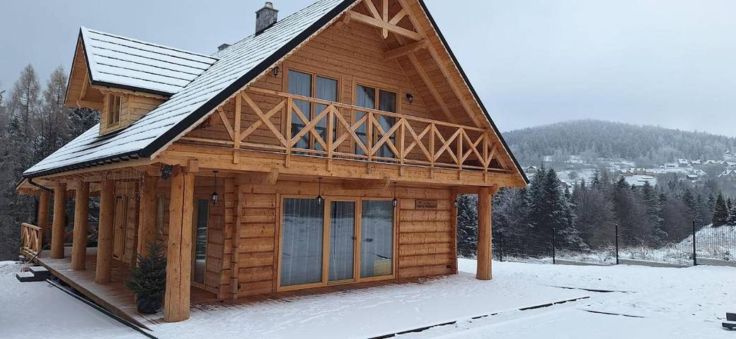 Dom wakacyjny dla 12 osób, z sauna i basen oraz ogród i widok, zwierzęta dozwolone w Stryszawa