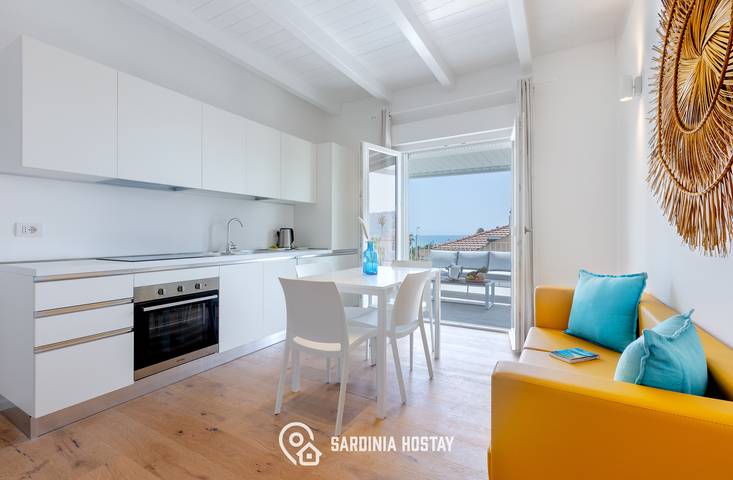 Ferienwohnung für 4 Personen, mit Balkon und Terrasse in Cagliari