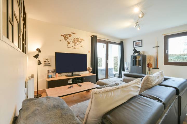 Gîte pour 7 personnes, avec jacuzzi et jardin sur le Lac d'Annecy - 2