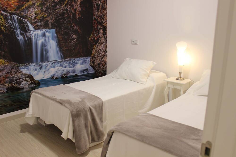 Entire apartment, Central apartment in Monforte (La Casita de Plata) in Monforte de Lemos, Lugo Province