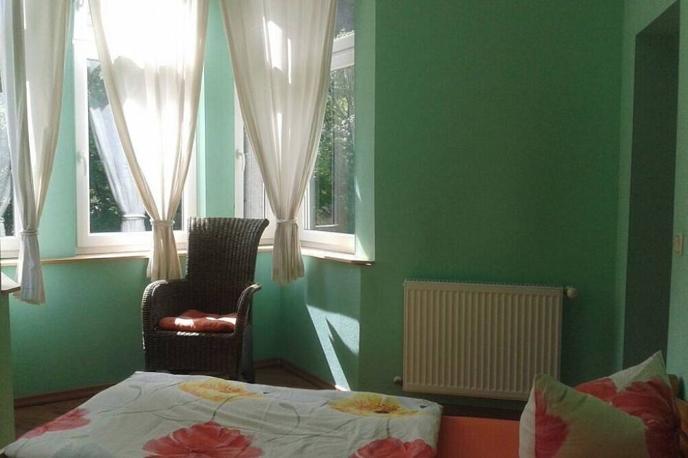 Ganze Wohnung, Fewo „Bodeblick“ – Familienglück mit Aussicht & Bauernhof-Charme in Treseburg, Thale