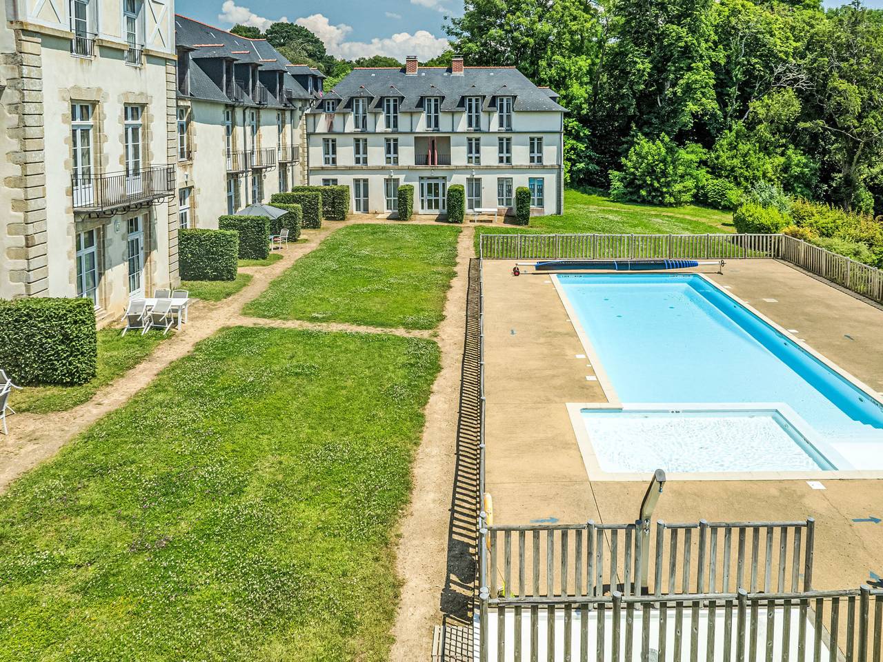 Appartement entier, Le Château de Kergonano in Baden (France), Côte des Mégalithes