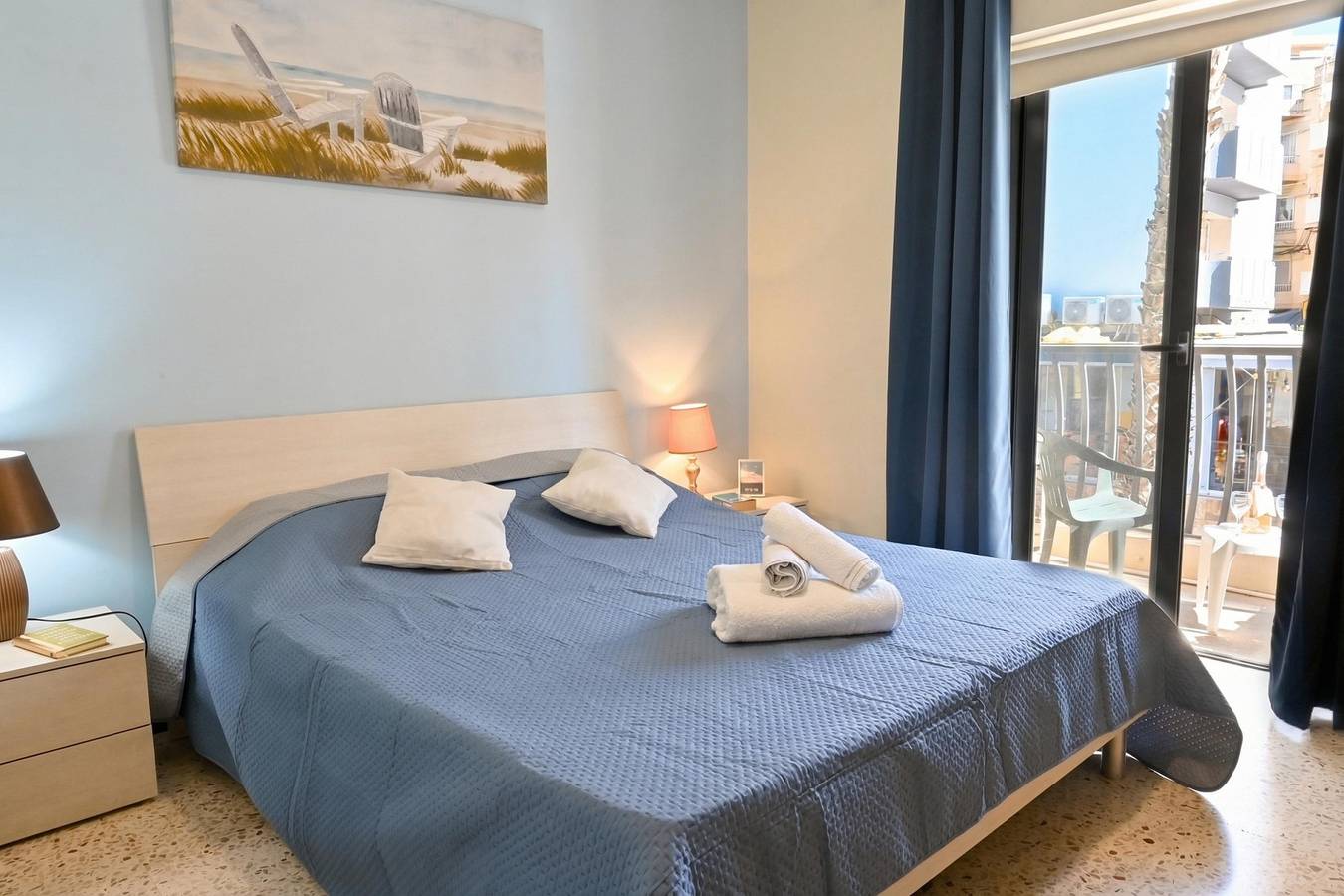 Sunny Ensuite by the Sea - A1 in St. Paul's Bay, Insel Malta