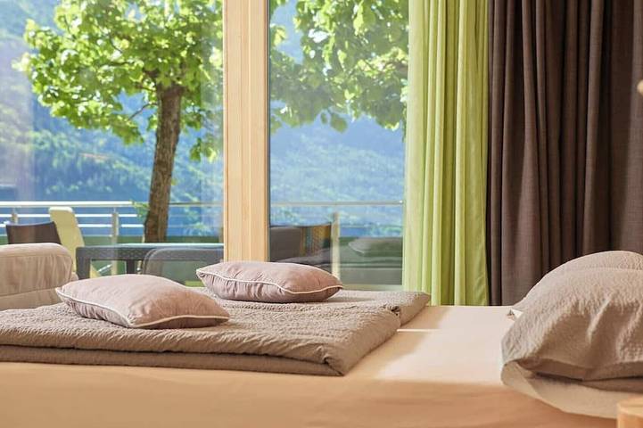 Ferienwohnung für 2 Personen, mit Whirlpool und Garten in Molveno