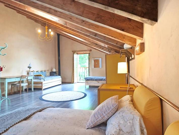 Casa rural para 4 personas, con Balcón y Terraza además de Jardín y Vistas en Sobrarbe - 2