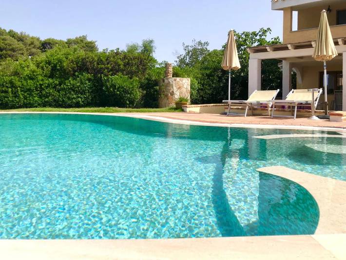 Casa vacanza per 18 persone, con giardino e idromassaggio, con animali domestici a Villasimius
