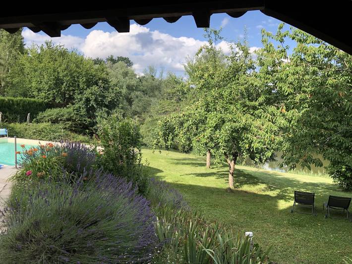Gîte pour 10 personnes, avec piscine, adapté aux familles à Saint-Martin-de-Gurson - 4