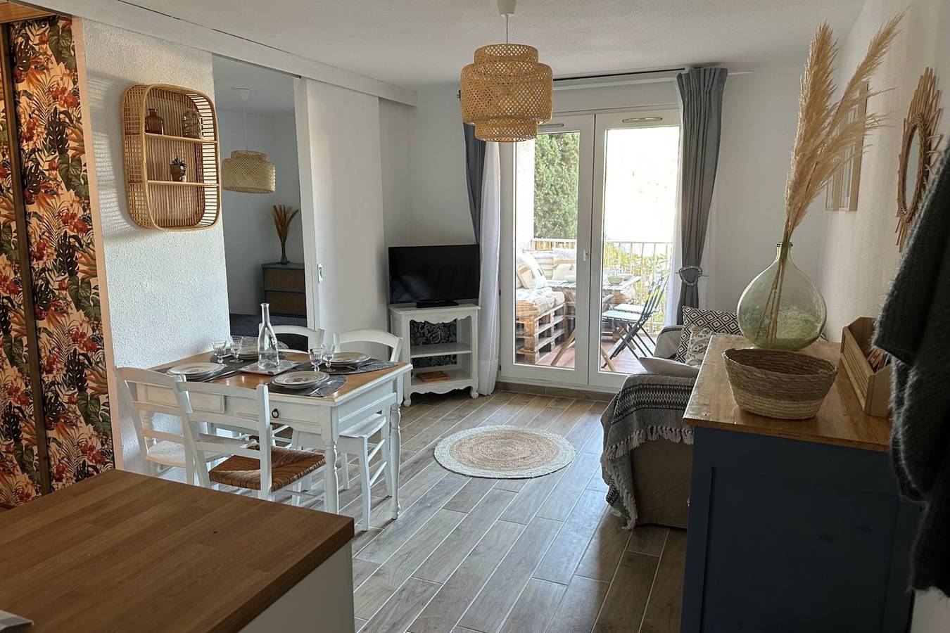 Apartamento entero, Very cosy apartment at 200 m from the beaches in La Londe-les-Maures, Region de Toulon