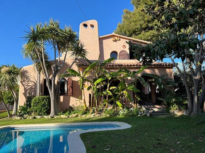 Ganze Ferienwohnung, Ferienwohnung für 8 Personen mit Balkon in Segur de Calafell, Calafell