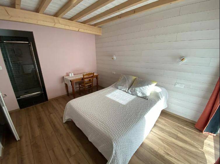 Appartement entier, Maison neuve tout confort, deux chambres in Saint-Martin-du-Mont, Jura Francais