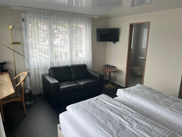Hôtel pour 2 personnes, animaux acceptés à Spiez - 2