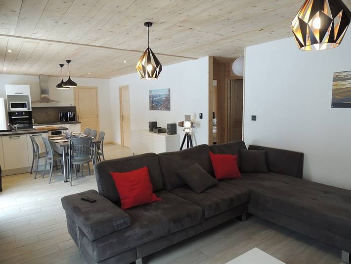 Gîte pour 6 personnes, avec jardin et terrasse, animaux acceptés à Besse-et-Saint-Anastaise - 4