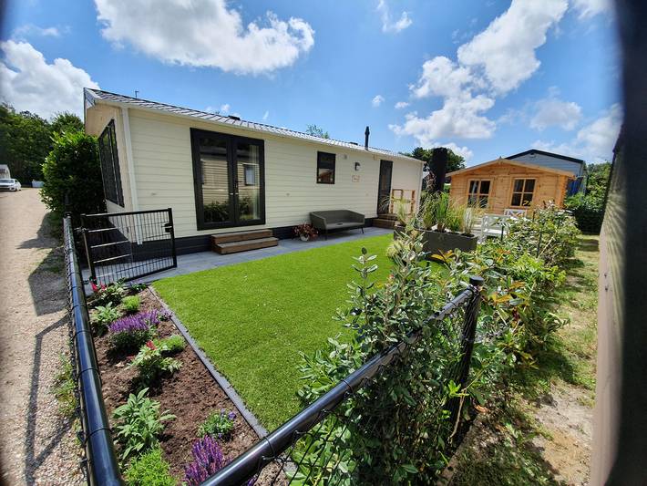 Ferienpark für 4 Personen, mit Terrasse und Garten sowie Pool in Den Haag