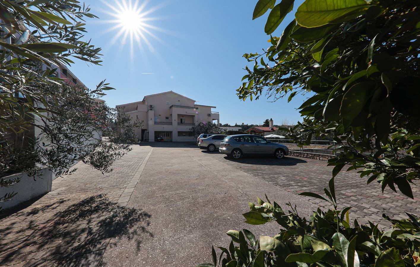 Appartement de vacances entier, Charmant appartement 1 chambre avec piscine à Makarska, à 600 m du bord de mer in Makarska, Makarska riviera