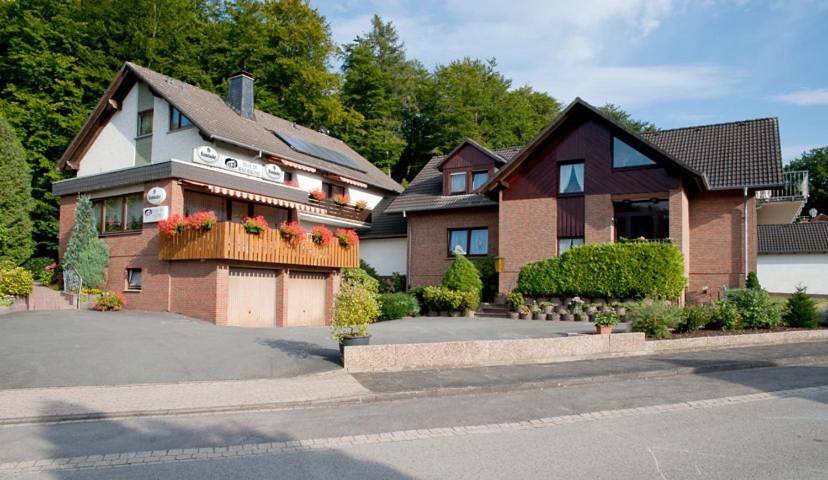 Ferienhaus für 3 Personen, mit Balkon und Terrasse sowie Garten