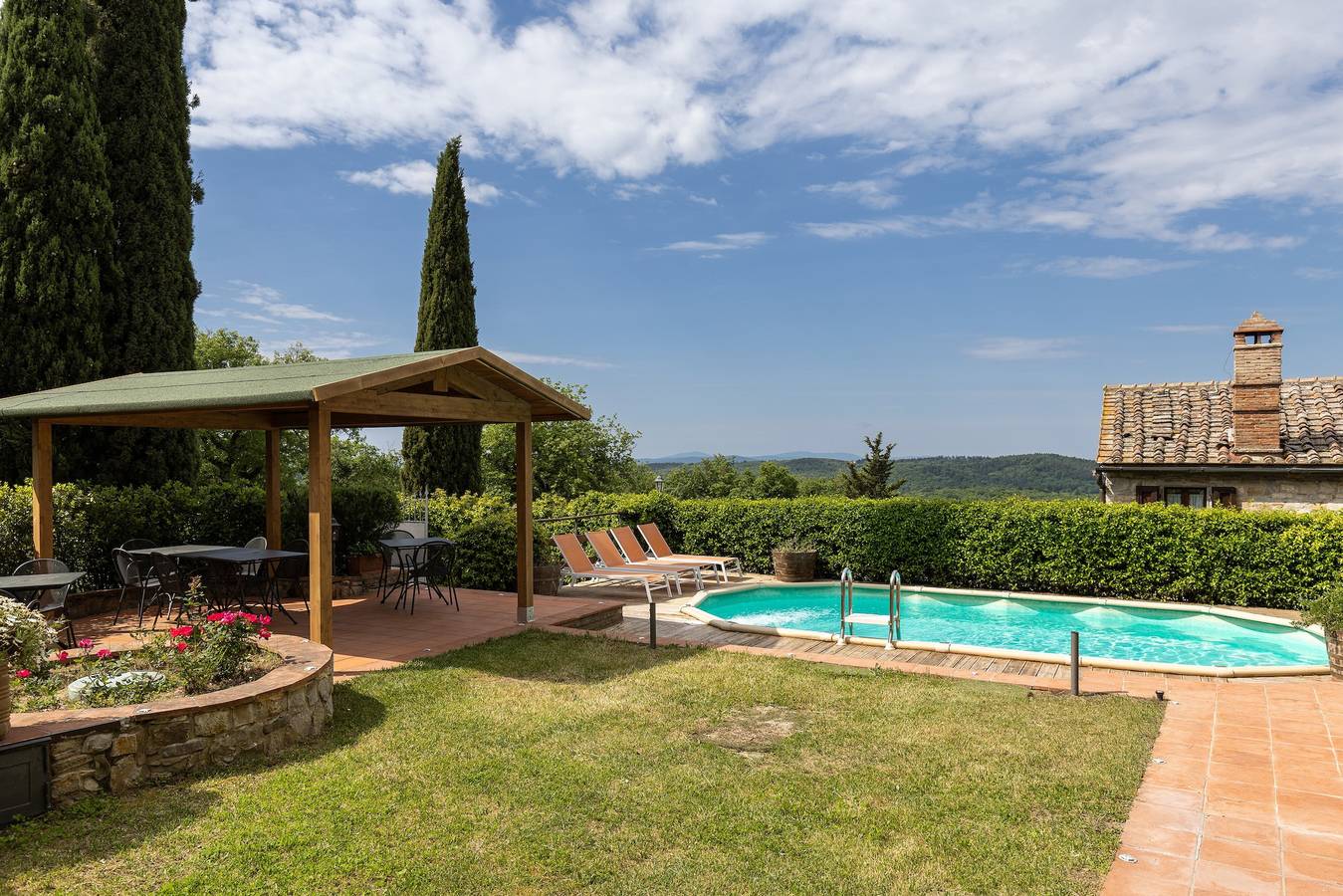 Villa 'La Petrosa' con piscina privata, giardino privato e balcone in Radda in Chianti, Chianti