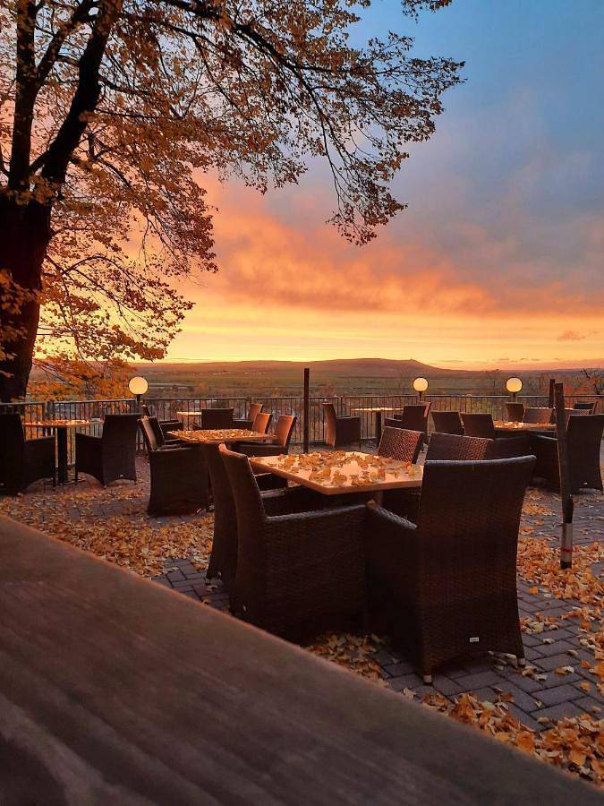 Hotel für 4 Personen, mit Terrasse in Artern