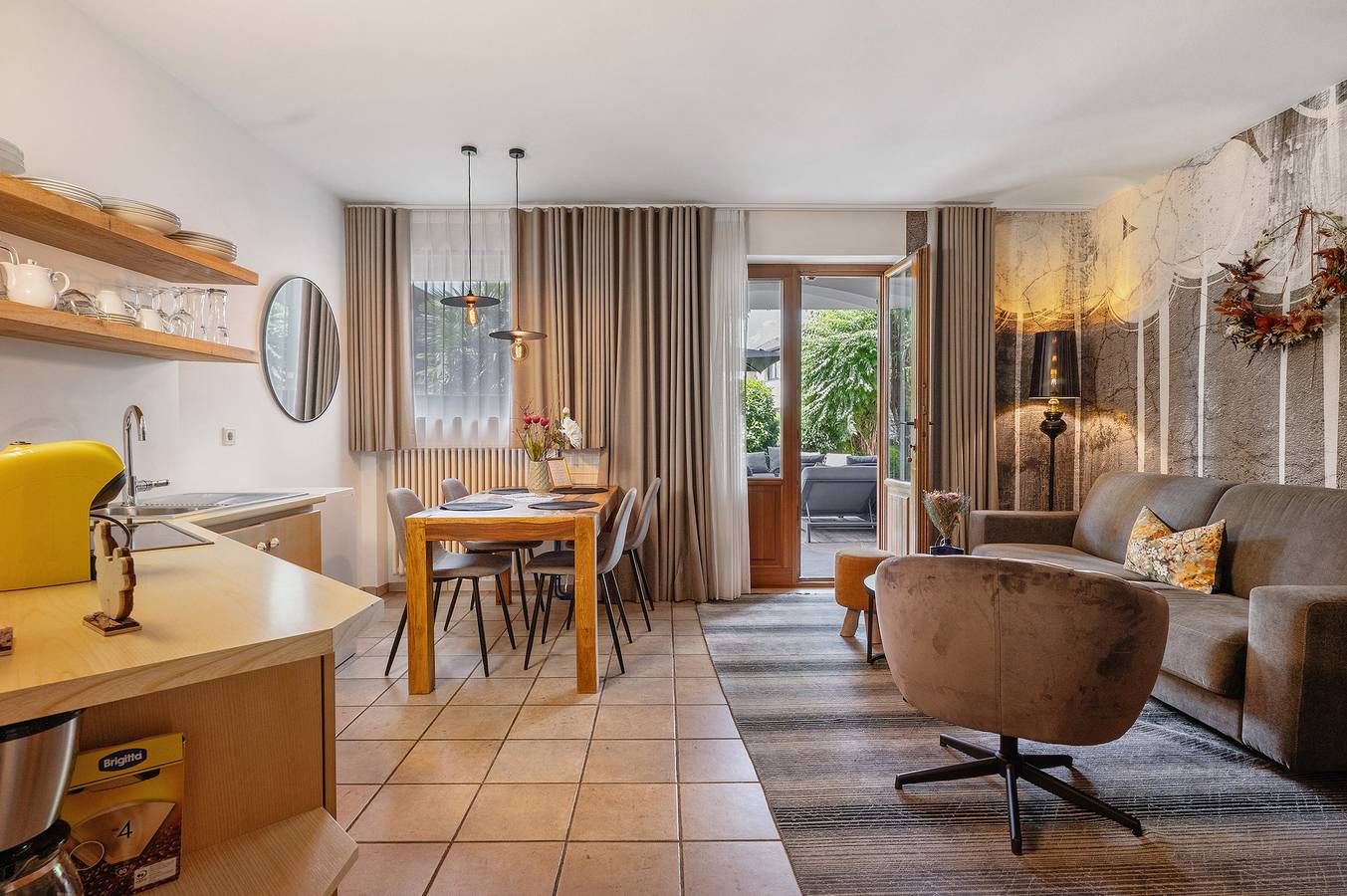 Ganze Wohnung, Ferienwohnung 'Mair In Schenna C' mit Gemeinschaftsterrasse und Wi-Fi in Schenna, Sarntaler Alpen