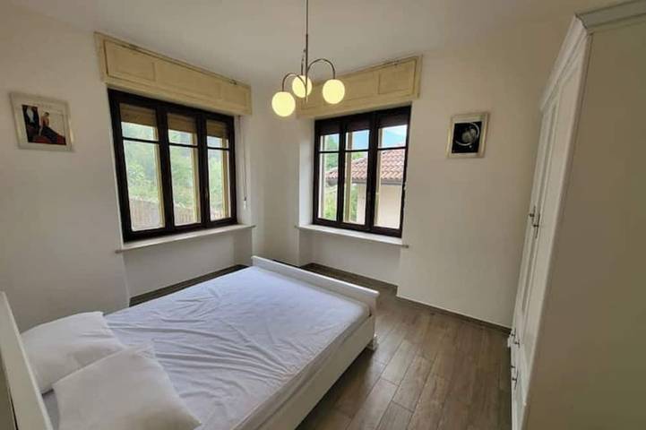 Gîte pour 9 personnes, avec balcon et jardin à Bussolin - 2