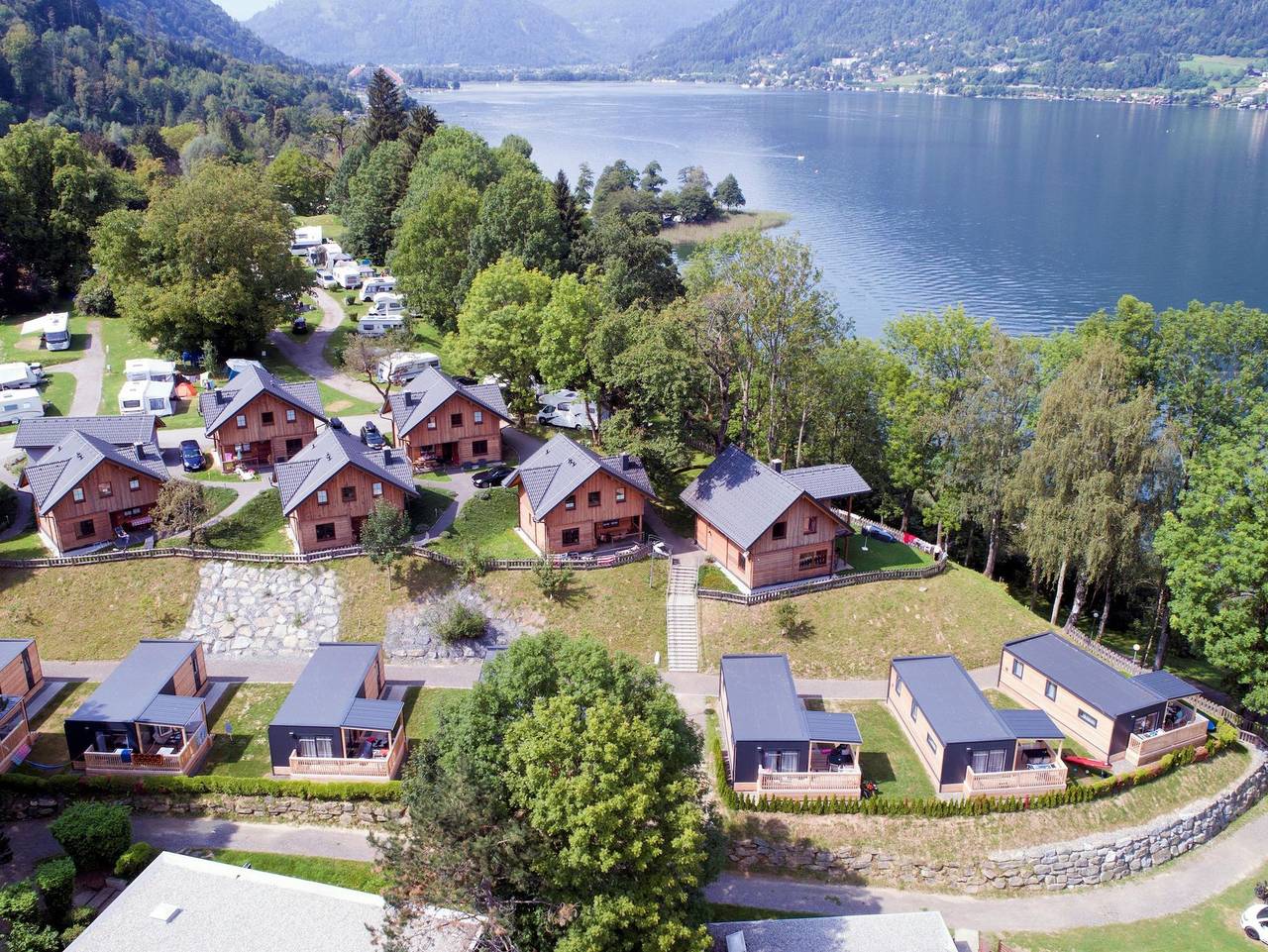 Feriendorf Berghof - Mobilheim Kategorie A in Villach, Ossiacher See