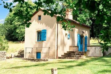 Gîte pour 2 personnes, avec jardin dans Cons-la-Grandville