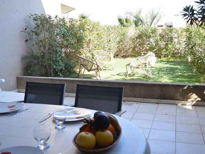 Gîte pour 5 personnes, avec Terrasse et Jardin dans Office De Tourisme Cavalaire