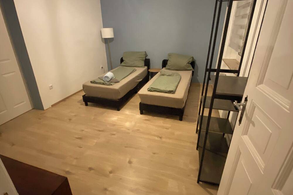 Ganze Wohnung, Herzlich Willkommen in der Ferienwohnung Fürstenbrise ✨ in Fürstenwalde, Region Oder - Spree