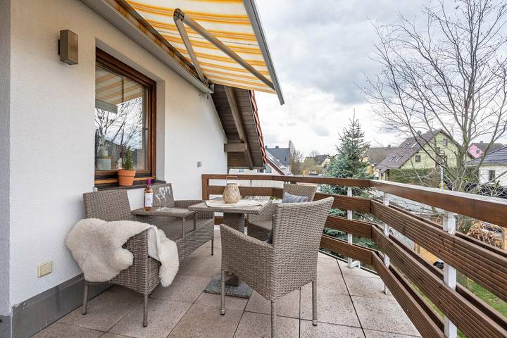 Ferienwohnung für 4 Personen, mit Balkon in Bannewitz