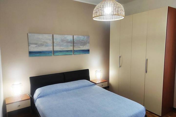 Location de vacances pour 6 personnes, avec balcon dans Lingueglietta - 2