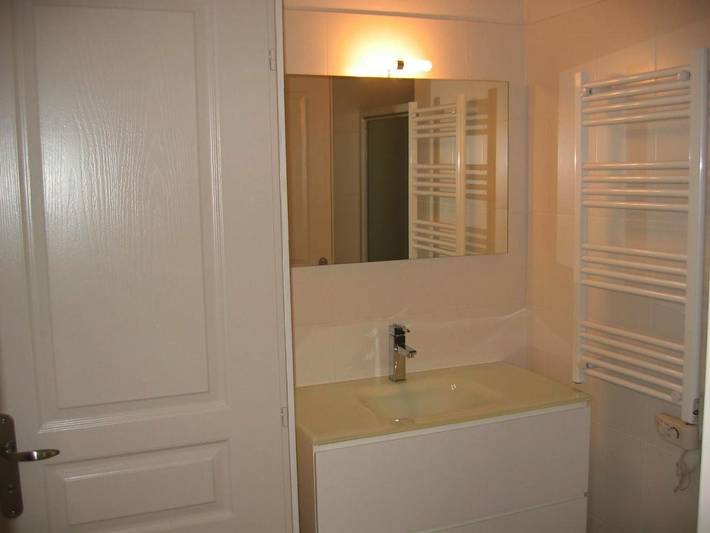 Gîte pour 7 personnes, avec vue et jardin dans Capvern les Bains - 4