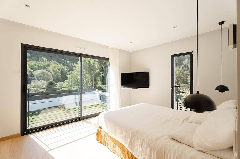 Villa premium 8 pers with pool & parking - Monaco - Nice in Peillon, Nizza Region