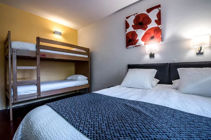 Hotel para 6 personas, con jardín - 1