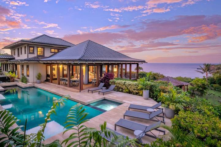 Ferienhaus für 12 Personen, mit Terrasse und Pool - 1