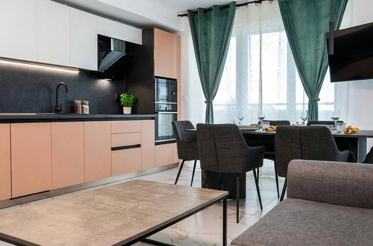 Ferienwohnung für 6 Personen, mit Balkon und Terrasse sowie Ausblick