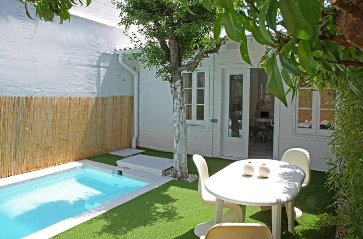 Villa pour 3 personnes, avec Balcon ainsi que Terrasse et Piscine à Barcelone - 4