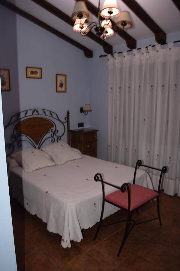 Casa rural para 10 personas, con Terraza además de Jardín y Piscina en Provincia de Cuenca - 4