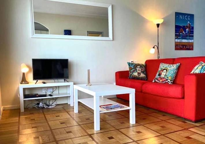 Gîte pour 2 personnes, avec vue et terrasse dans Plage Fabron Bambou Nice - 4