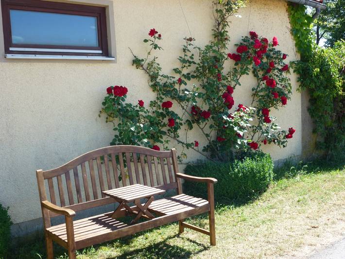 Ganze Ferienwohnung, Ferienwohnungen "Lindleshof" - Ferienwohnung Minze, 45m² in Sulzfeld, Rhön-Bayern
