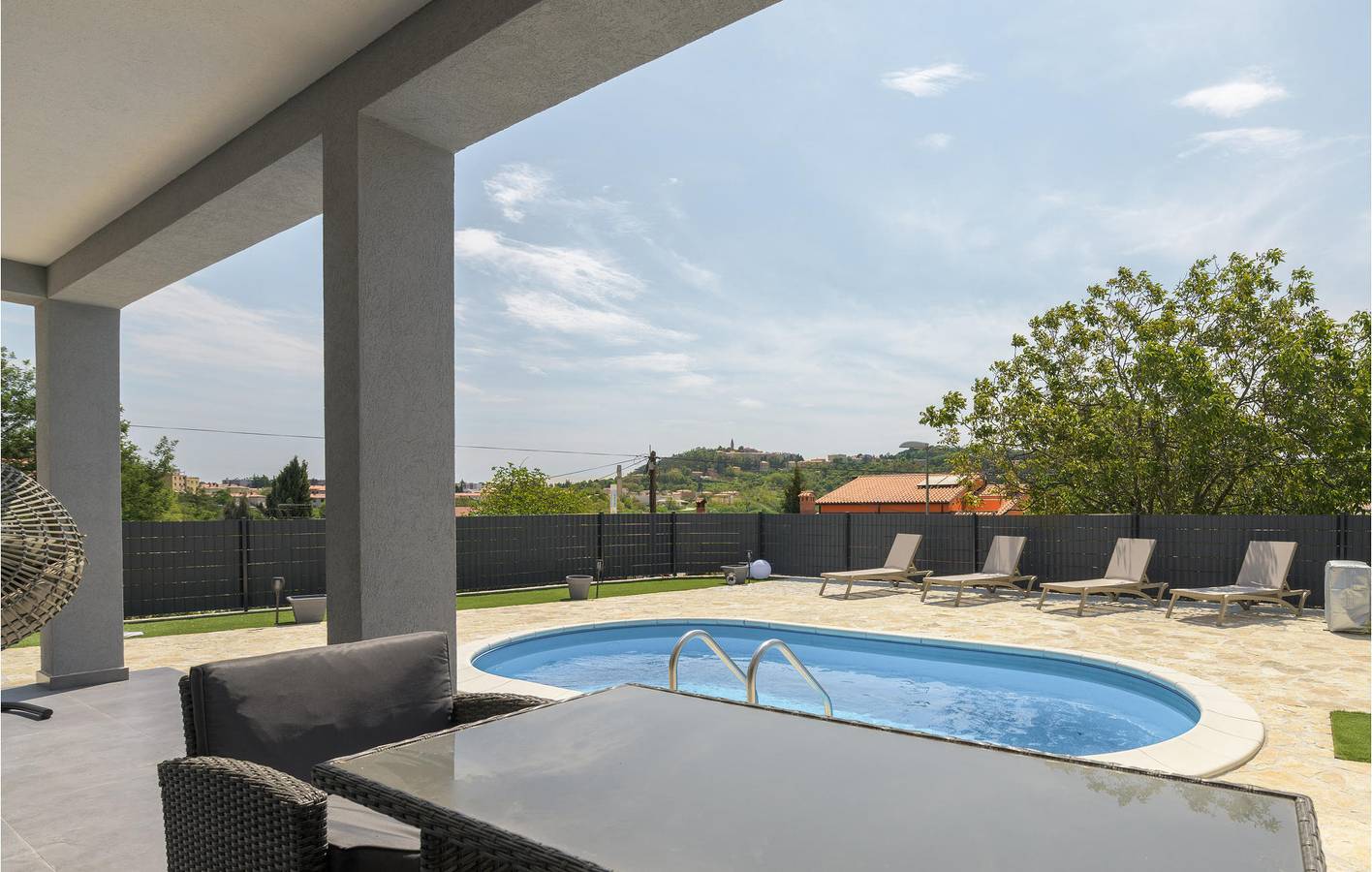 Charmant appartement 1 chambre avec piscine, Wi-Fi et parking, à proximité du centre-ville in Labin City, Labin