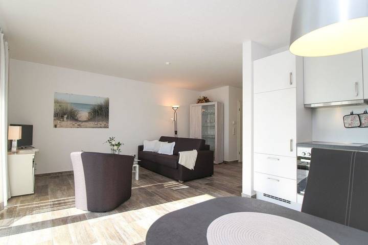 Ferienwohnung für 2 Personen, mit Garten und Terrasse in Norden - 2