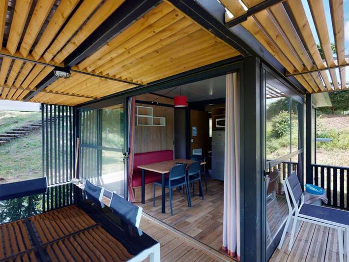 Chalet pour 5 personnes, avec terrasse et piscine, animaux acceptés dans le Cantal - 2