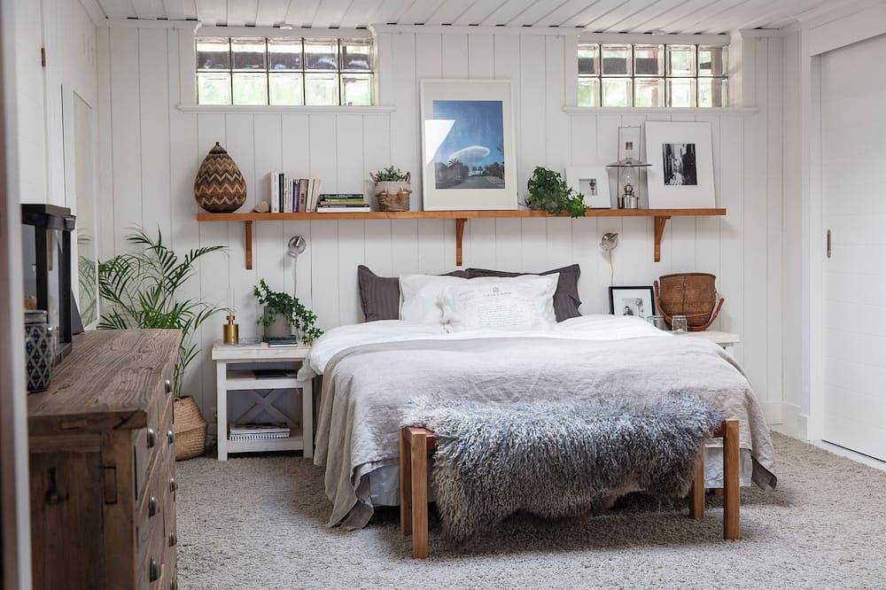 The pearl of the archipelago, beachfront location near shopping and outdoor activities. Unique accommodation. in Mörtnäs, Stockholmer Schärengarten